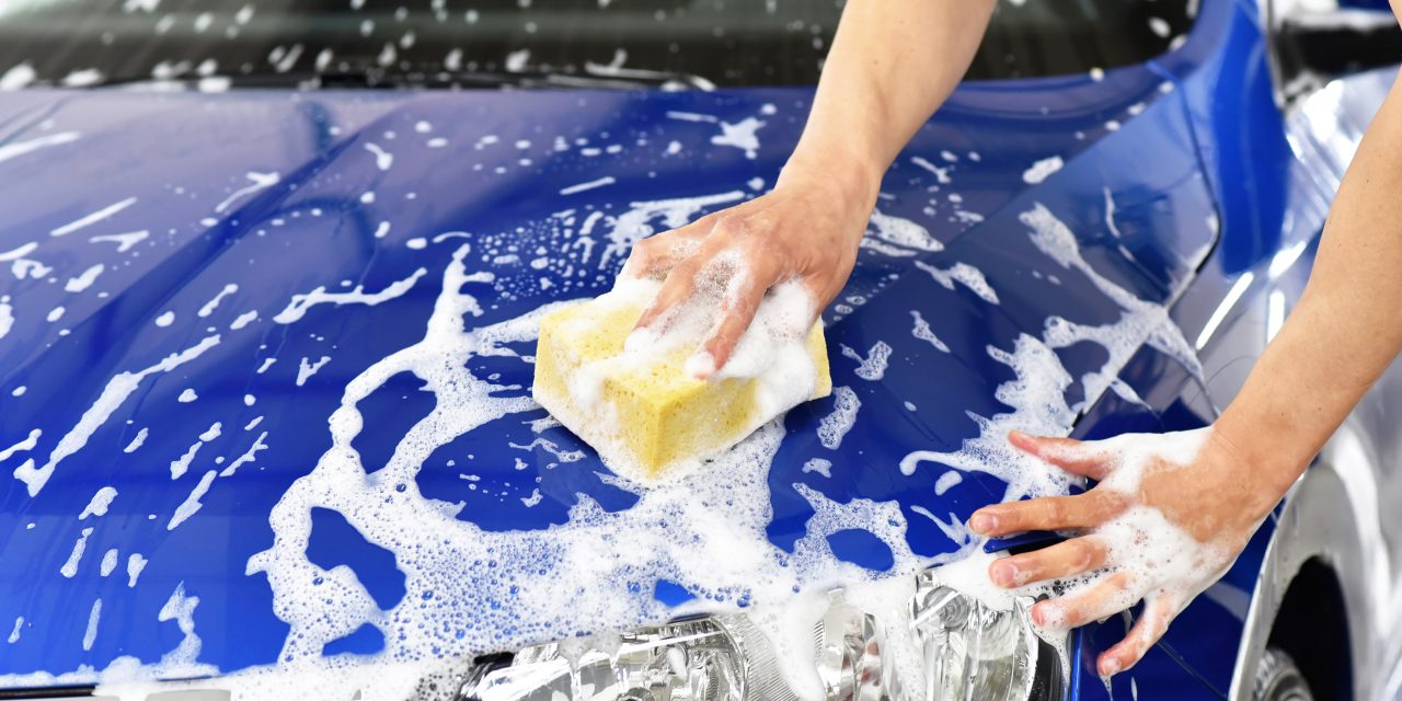 7 handy tips for how to wash your car at home
