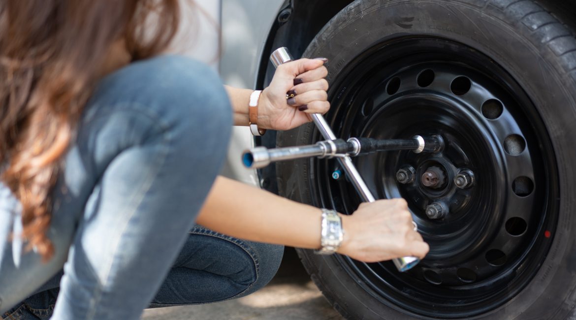 how to change a tyre